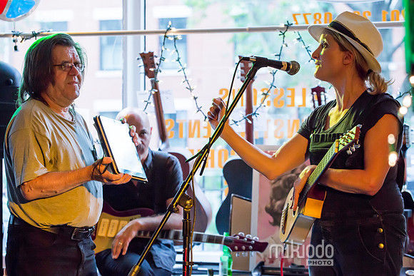 Jill Sobule at Guitar Bar Jr. Hoboken