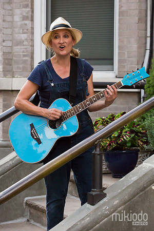 Jill Sobule at Guitar Bar Jr. Hoboken