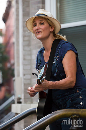 Jill Sobule at Guitar Bar Jr. Hoboken