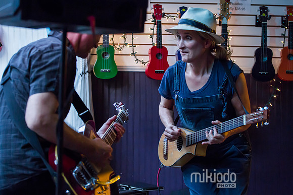 Jill Sobule at Guitar Bar Jr. Hoboken