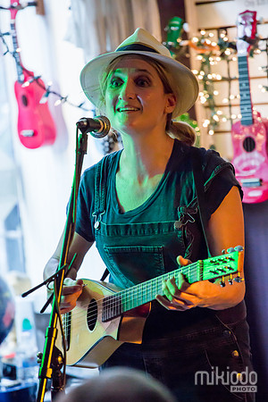 Jill Sobule at Guitar Bar Jr. Hoboken