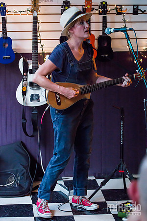 Jill Sobule at Guitar Bar Jr. Hoboken