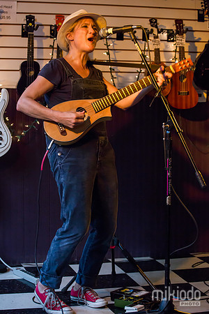 Jill Sobule at Guitar Bar Jr. Hoboken