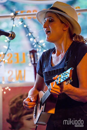 Jill Sobule at Guitar Bar Jr. Hoboken