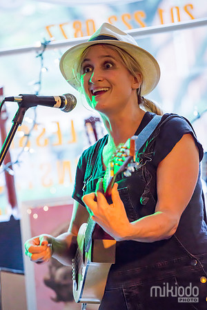 Jill Sobule at Guitar Bar Jr. Hoboken