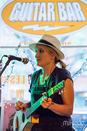 Jill Sobule at Guitar Bar Jr. Hoboken