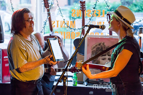 Jill Sobule at Guitar Bar Jr. Hoboken