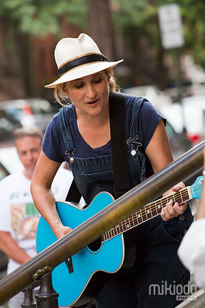 Jill Sobule at Guitar Bar Jr. Hoboken