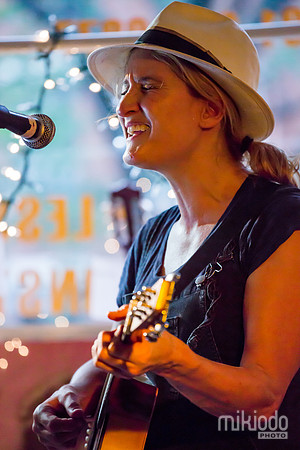 Jill Sobule at Guitar Bar Jr. Hoboken