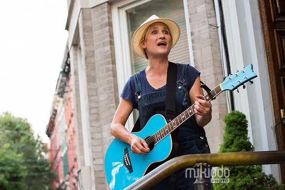 Jill Sobule at Guitar Bar Jr. Hoboken
