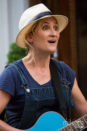 Jill Sobule at Guitar Bar Jr. Hoboken