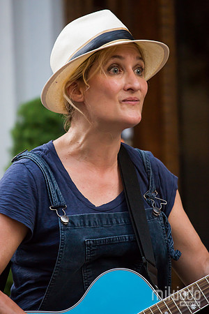 Jill Sobule at Guitar Bar Jr. Hoboken