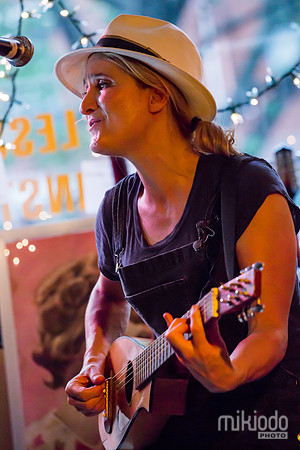 Jill Sobule at Guitar Bar Jr. Hoboken