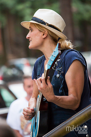 Jill Sobule at Guitar Bar Jr. Hoboken