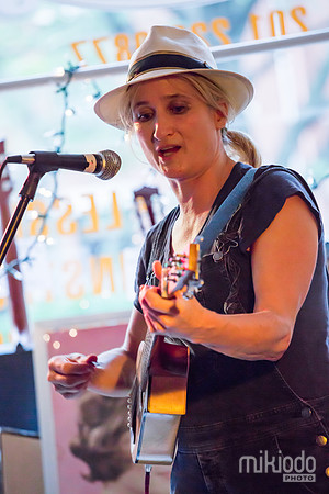 Jill Sobule at Guitar Bar Jr. Hoboken