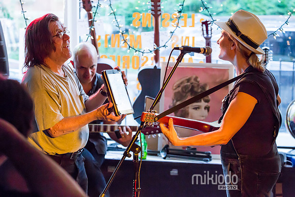 Jill Sobule at Guitar Bar Jr. Hoboken