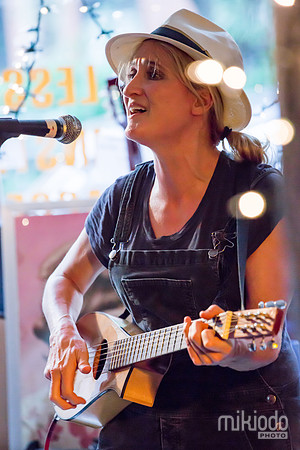 Jill Sobule at Guitar Bar Jr. Hoboken