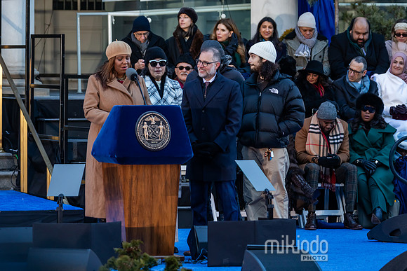 mikiodo260101_1050_LR