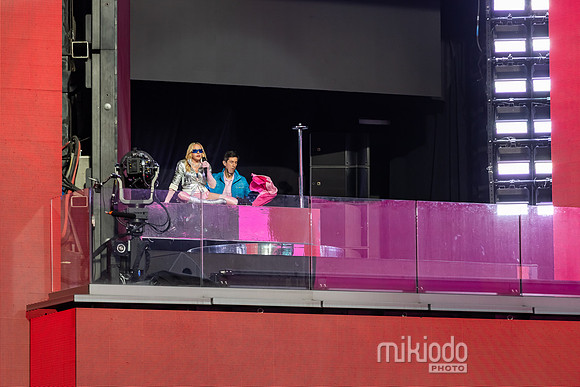 mikiodo260604_8200_LR
