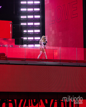mikiodo260604_8396_LR