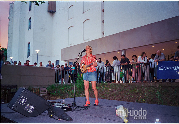 mikiodo020601_jill-sobule_10_LR