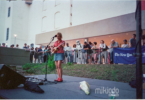 mikiodo020601_jill-sobule_09_LR