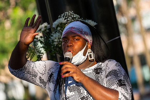 mikiodo200810_7398_LR