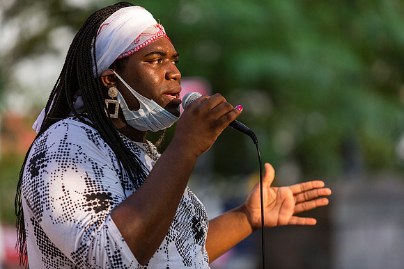 mikiodo200810_7408_LR