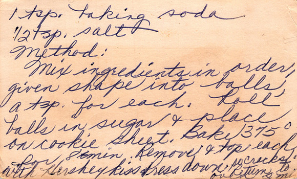 JCC-recipe_peanut-blossoms_3655_b