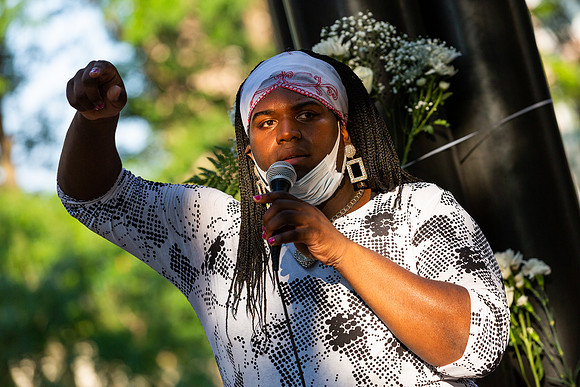 mikiodo200810_7391_LR
