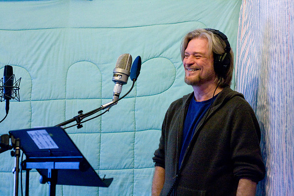 Daryl Hall, in studio