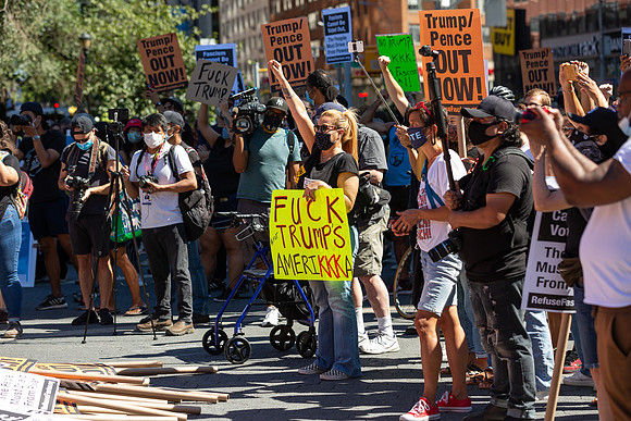 09-05 1426 Manh RefuseFascism-UnionSq Mikiodo 2898
