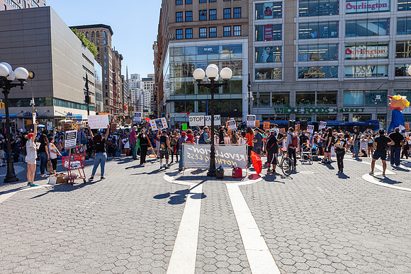 09-05 1447 Manh RefuseFascism-UnionSq Mikiodo 1342