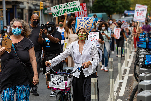 09-17 1546 where protest Mikiodo 6094
