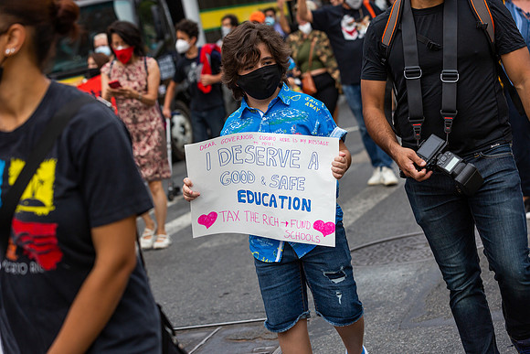 09-17 1550 where protest Mikiodo 6105