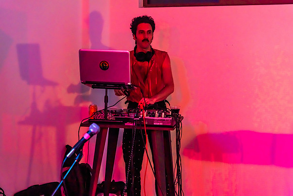 mikiodo241109_04983_LR