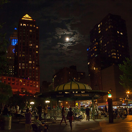 mikiodo140712_supermoon_1332_MR-sq